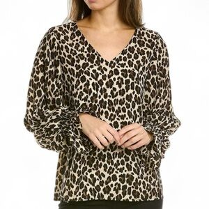 NWT VINCE CAMUTO Sheer Long Sleeve Leopard Print Lined V-Neck Blouse Size Small